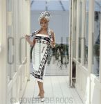 04-04-2002 Juliette Vossen in Maastricht

[keywords]Eyecontact, Location, Smiling, Posed, Full Length[/keywords]